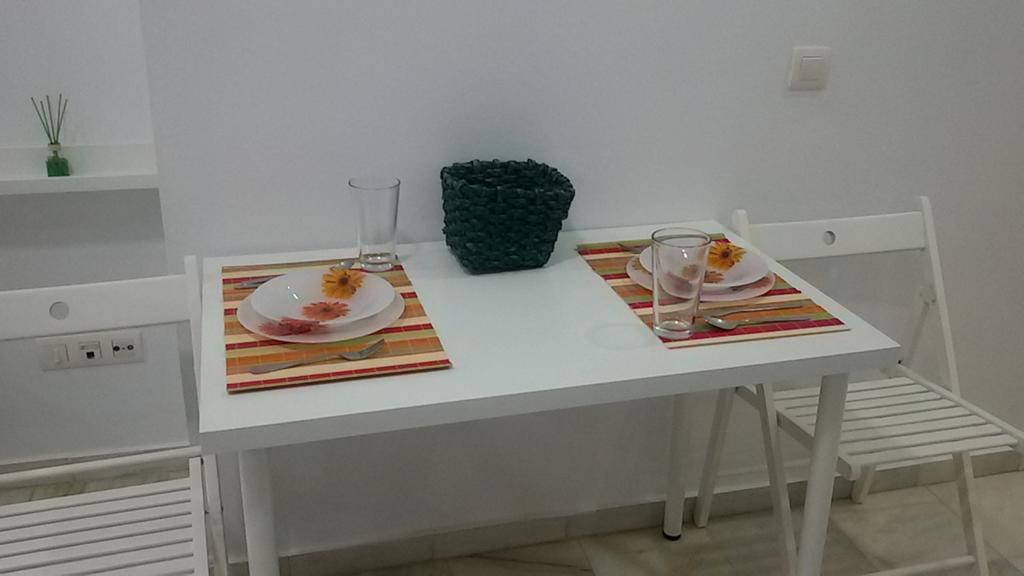 Calle Eduardo Ocon Apartament *